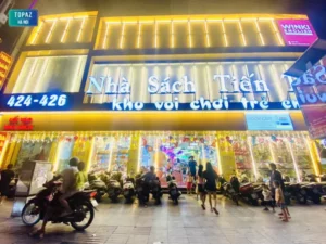 Nhà sách Tiến Thọ: Điểm đến văn hóa không thể bỏ qua tại Hà Nội